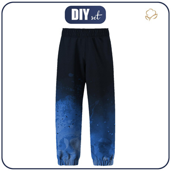 DZIECIĘCE SPODNIE Z SOFTSHELLU (YETI) - KLEKSY (classic blue) / czarny (146/152)
