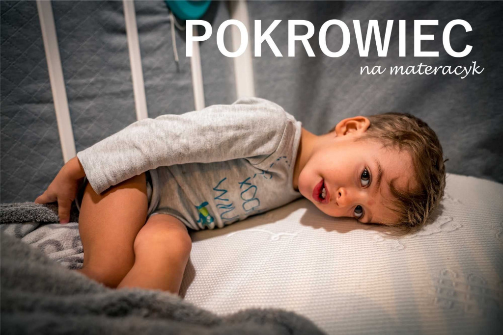 POKROWIEC NA MATERACYK - SZYCIE NAROŻNIKÓW