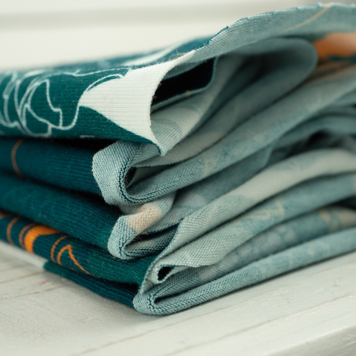 48cm NOČNÍ ZAHRADA / smaragdový - úplet TE210