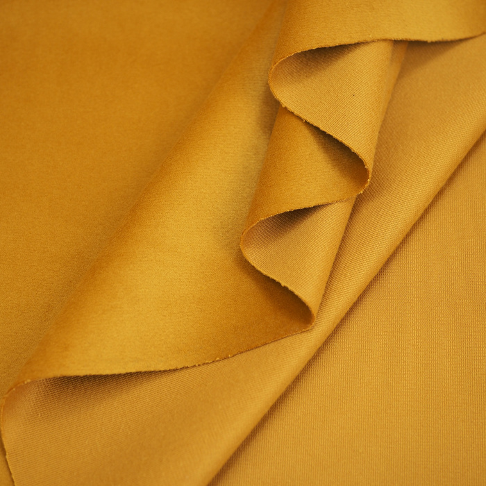 MUSZTARDOWY - Royal Velvet