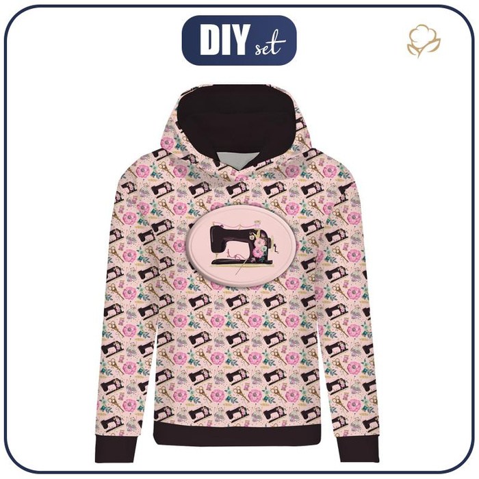 CLASSIC WOMEN’S HOODIE (POLA) - RETRO SEWING MACHINES pat. 1 / pink - looped knit fabric