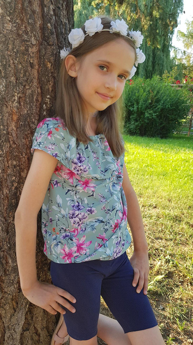 Bluzka hiszpanka (SARA) - MOTYLKI / kolorowy - zestaw do uszycia 110-116