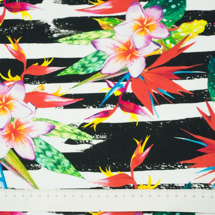 KVĚTY NA ZEBŘE- teplákovina PE240