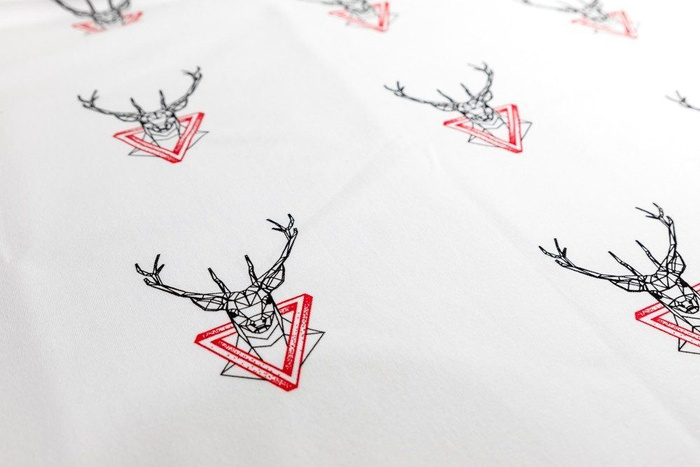 DEERS / white - looped knit PE240