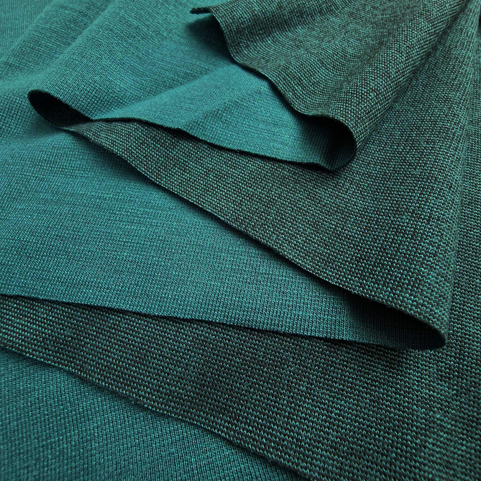 D-47 SMARAGD (TEAL) - Punto Strickware