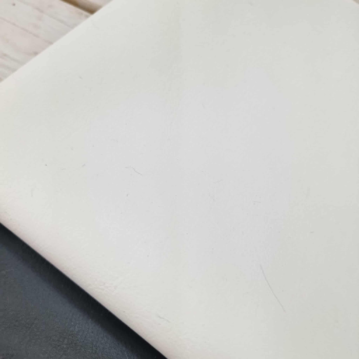 Paket mit Kunstleder (Skai) M.1