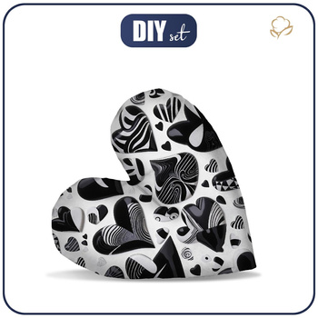 PODUSZKA DEKORACYJNA SERCE -VALENTINE'S DAY 2