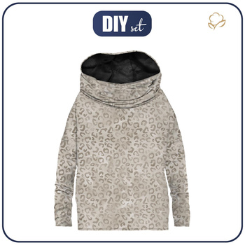 BLUZA DAMSKA (FURIA) NIETOPERZ Z KOMINEM - CĘTKI / beżowy (PANTERY ŚNIEŻNE) - dzianina pętelkowa XXXL