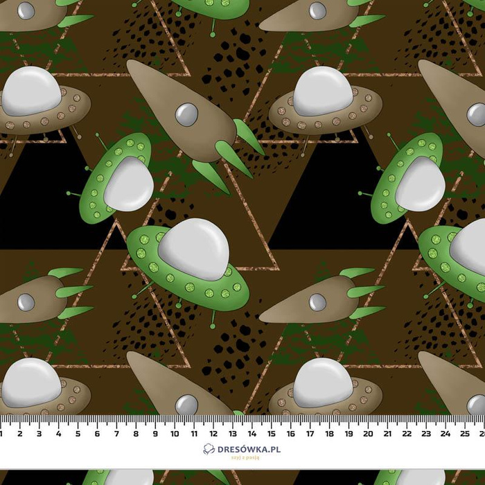 UFO AND ROCKETS / triangles (AREA 51)