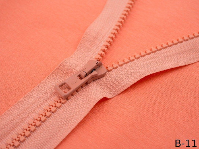 Kostěný zip 60cm dělitelný - broskvový B-11
