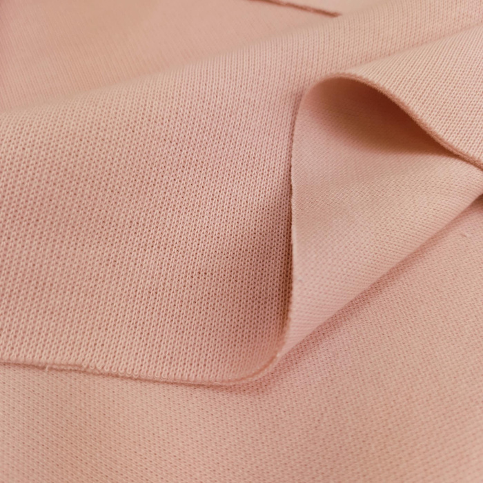 <p><strong>Exclusive Sweater-Knit Sweatshirt Fabric "Margot"</strong><br /><br />This exceptional sweatshirt fabric, featuring a sweater-like knit, impresses with its original form and superb functionality. It is a material that combines the softness of c