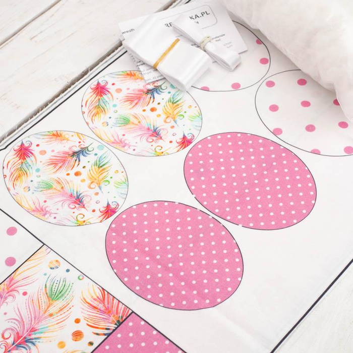 OSTERKRANZ - REGENBOGEN FEDERN - Nähset