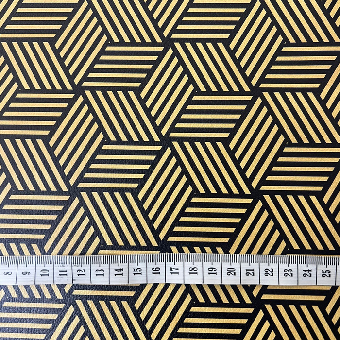 GEOMETRIC MINIMAL WZ. 14 (46 cm x 50 cm) - gruba ekoskóra tłoczona