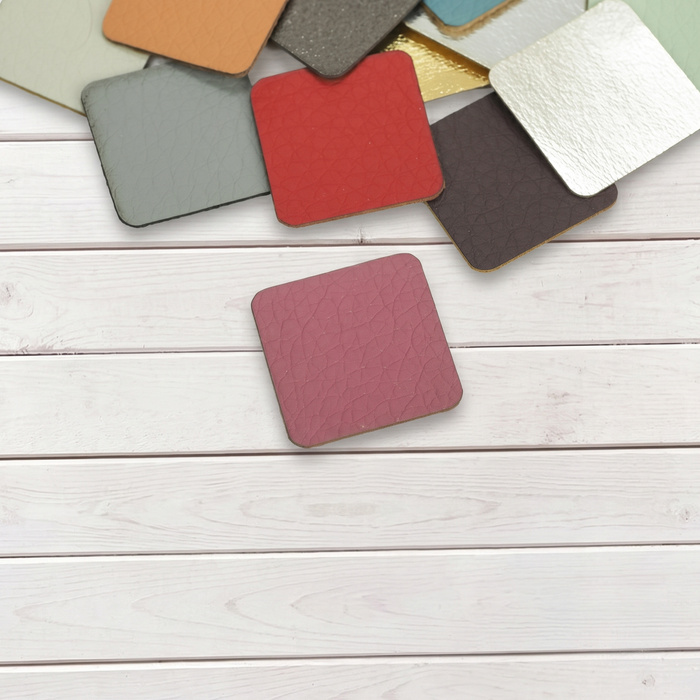 Pads under the eyelets Leatherette label small square - vanilla
