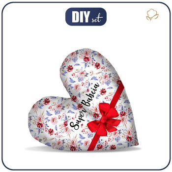 OZDOBNÝ POLŠTÁŘ SRDCE - SUPER BABCIA / AKVARELOVÁ KYTICE