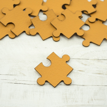 Leatherette label Puzzle -  honey