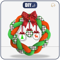 CHRISTMAS WREATH - CHECK GREEN - RED / white - sewing set