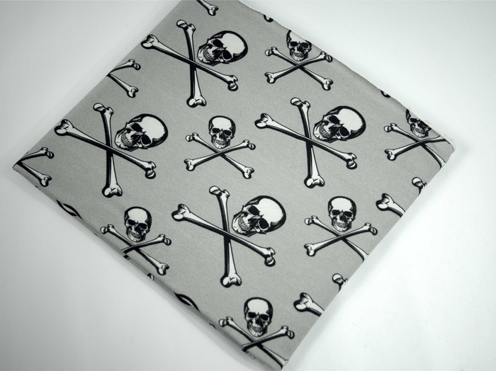 SKULLS AND BONES - Viscose jersey WE210