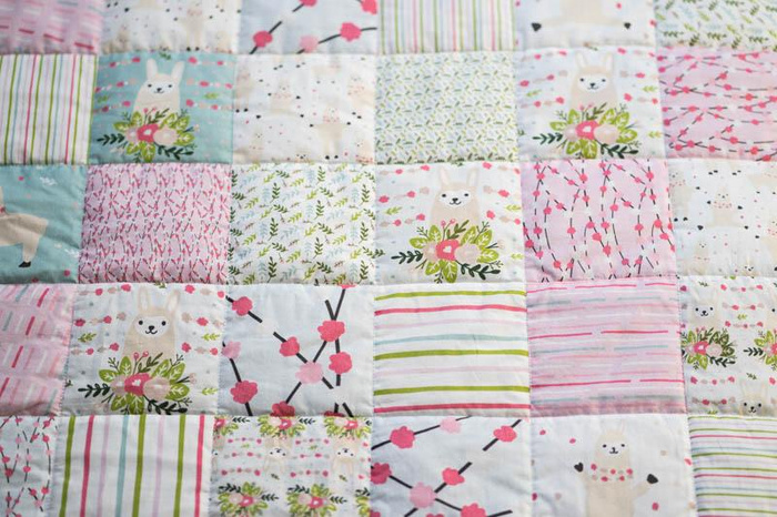 PATCHWORK BLANKET - LAMA