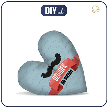 DECORATIVE PILLOW HEART -  DZIADEK NA MEDAL