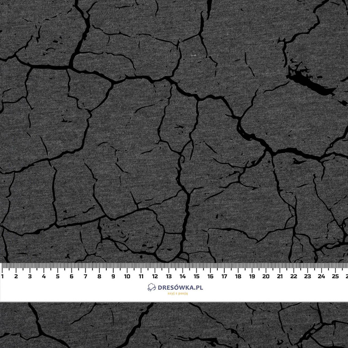 SCORCHED EARTH (black) / graphite