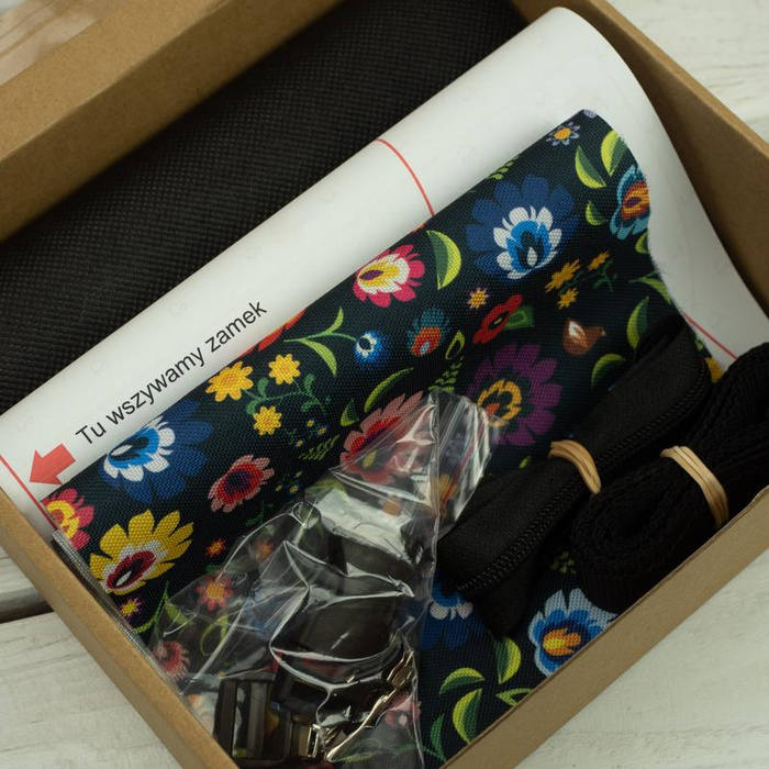 HIP BAG - LOWICZ FOLKLORE / black - small