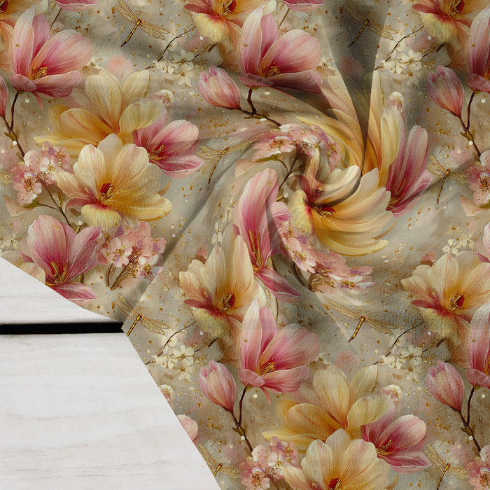 MAGNOLIA FLOWERS - Crepe