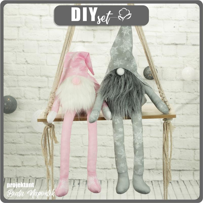 LONG-LEGGED GNOMES - Angie & Blaze