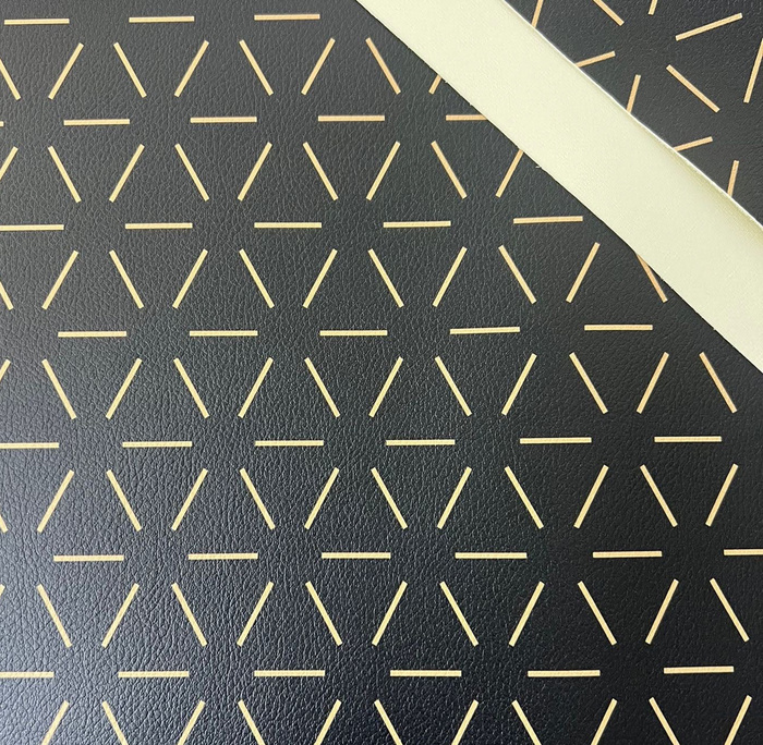 GEOMETRIC MINIMAL WZ. 3 (46 cm x 50 cm) - gruba ekoskóra tłoczona