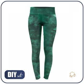 SPORTS LEGGINGS - CAMOUFLAGE pat. 2 / bottled green - M