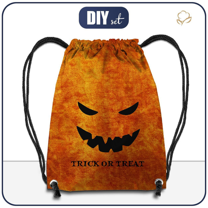 WORKOPLECAK - TRICK OR TREAT - mały
