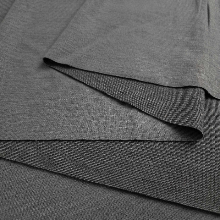 D-88 GRAFIT - úplet punto 