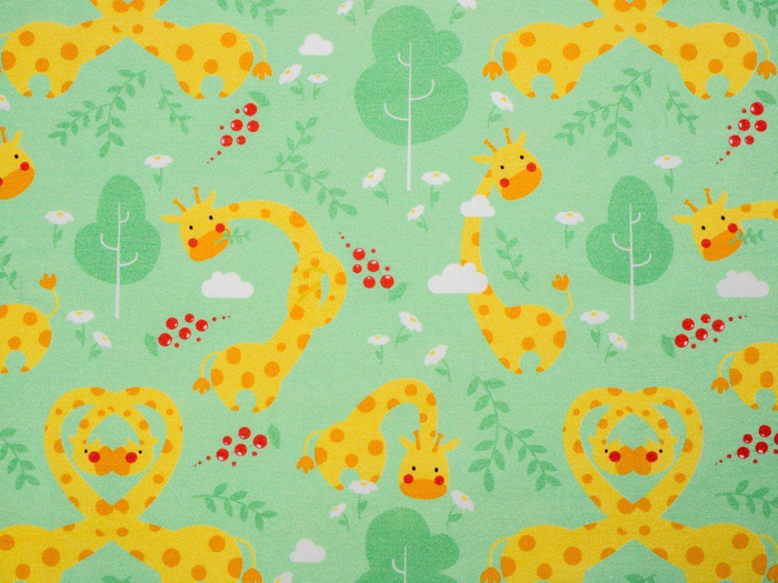 GIRAFFES / pistachio - Viscose jersey WE210