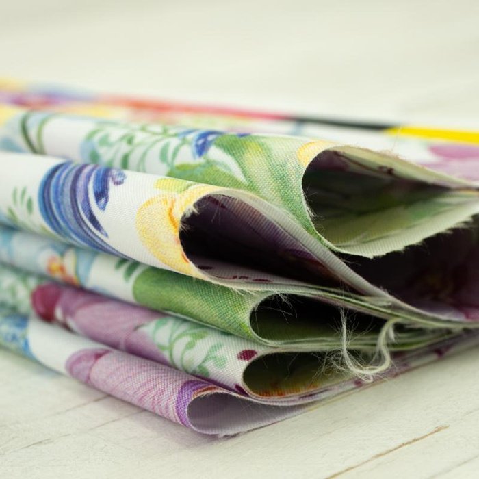 KOLIBRIS UND BLUMEN - schnelltrocknende Webware