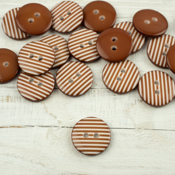 Plastic button with stripes middle - brown