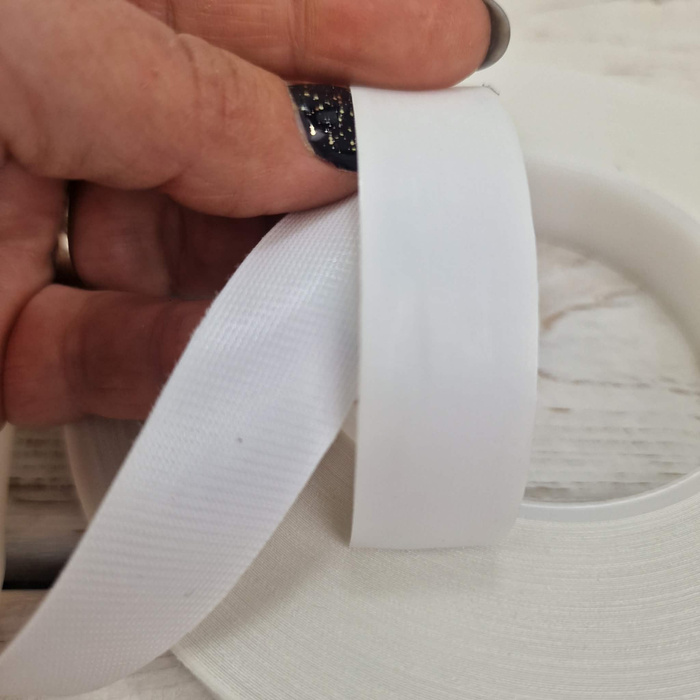 Těsnicí páska na švy – 20 mm, bílá