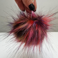 <p><span style="color: #4b4f56;"><span><span>The pompom is made of ecological fur. Soft, delicate and fluffy. The cord makes it easier to fasten the pompon.</span></span></span></p>
<ul>
<li><strong>Colour</strong>:&nbsp;MULTICOLOR 3</li>
<li><strong>Diam
