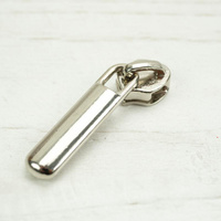 Slider for coil zipper tape 5 mm oblong - silver