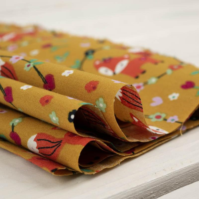 FOXES (wreaths) / mustard - POPLIN 100% cotton