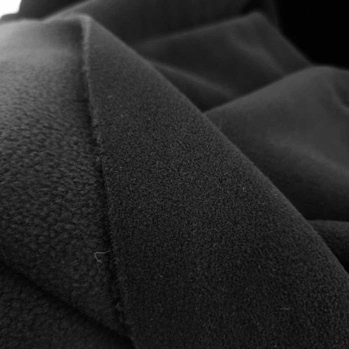 Outdoorový fleece – černý