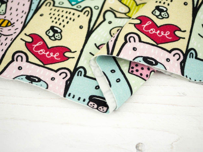 BEARS WITH HEARTS - Viscose jersey WE210