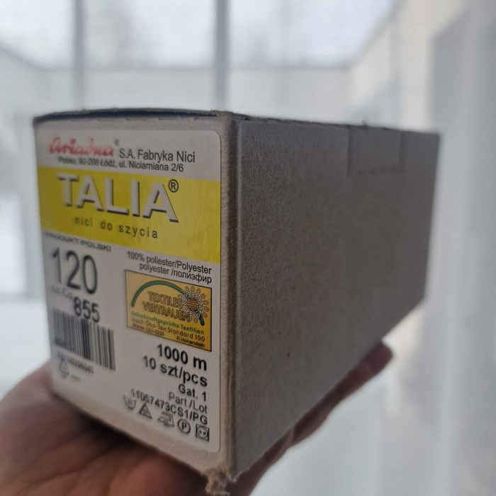 Box Nähgarn Ariadna Talia 120 – 10×1000 m - Obsidian Green 855