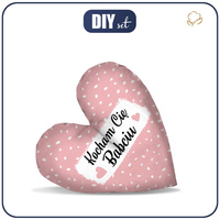 DECORATIVE PILLOW HEART - KOCHAM CIĘ BABCIU / pink