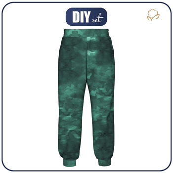 DAMEN JOGGINGHOSE (NOEMI) - CAMOUFLAGE m. 2 / flaschengrün - Nähset XXL