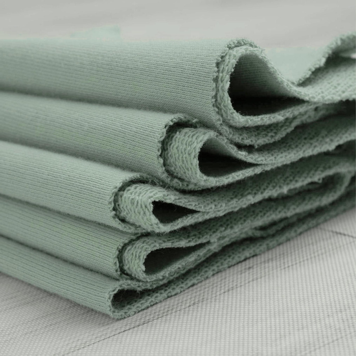 P-04 Pistachio - thick looped knit 290g