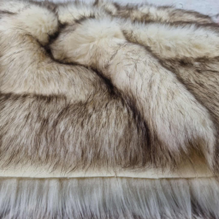 70cm FAUX FUR