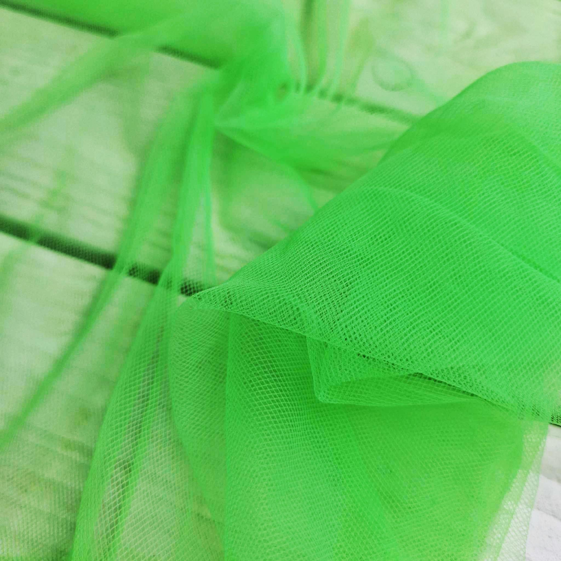 NEON ZIELONY - tiul szyfonowy