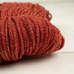 Sznurek  bawełniany okrągły 3mm - czerwony ze ZŁOTĄ NITKĄ