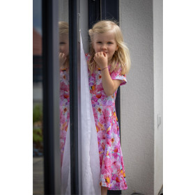 Dziecięca sukienka “Mia” - MOTYLE wz. 5 / różowy (PURPUROWE MOTYLE) - zestaw do uszycia