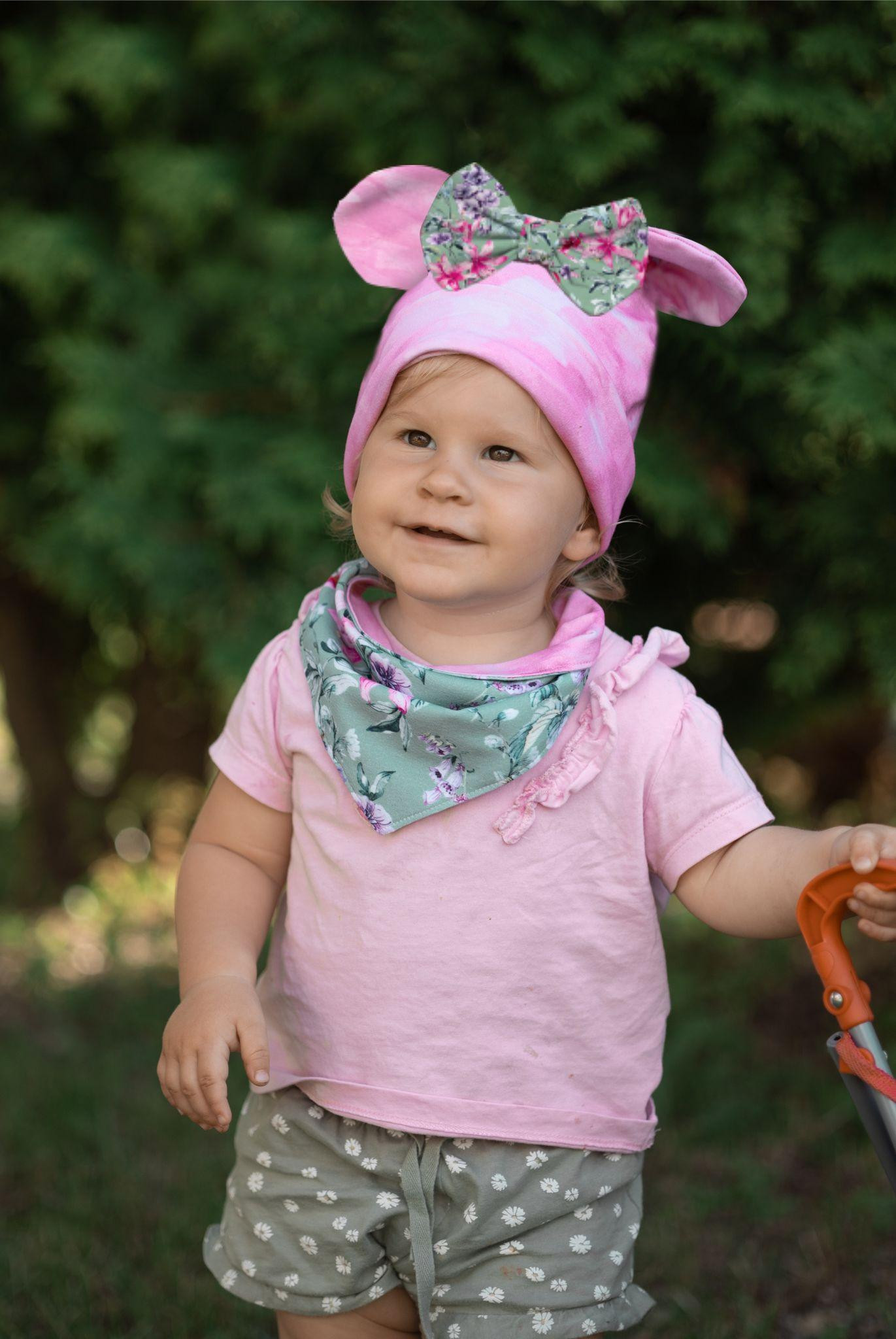 KID'S CAP AND SCARF (MOUSE) - BUTTERFLIES (GLITTER BUTTERFLIES) / CAMOUFLAGE pat. 2 (rose quartz) - sewing set